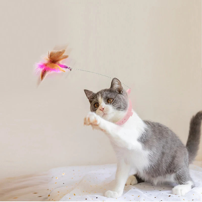 Jouets Interactifs pour Chats - Baguette Amusante avec Plume et Clochette